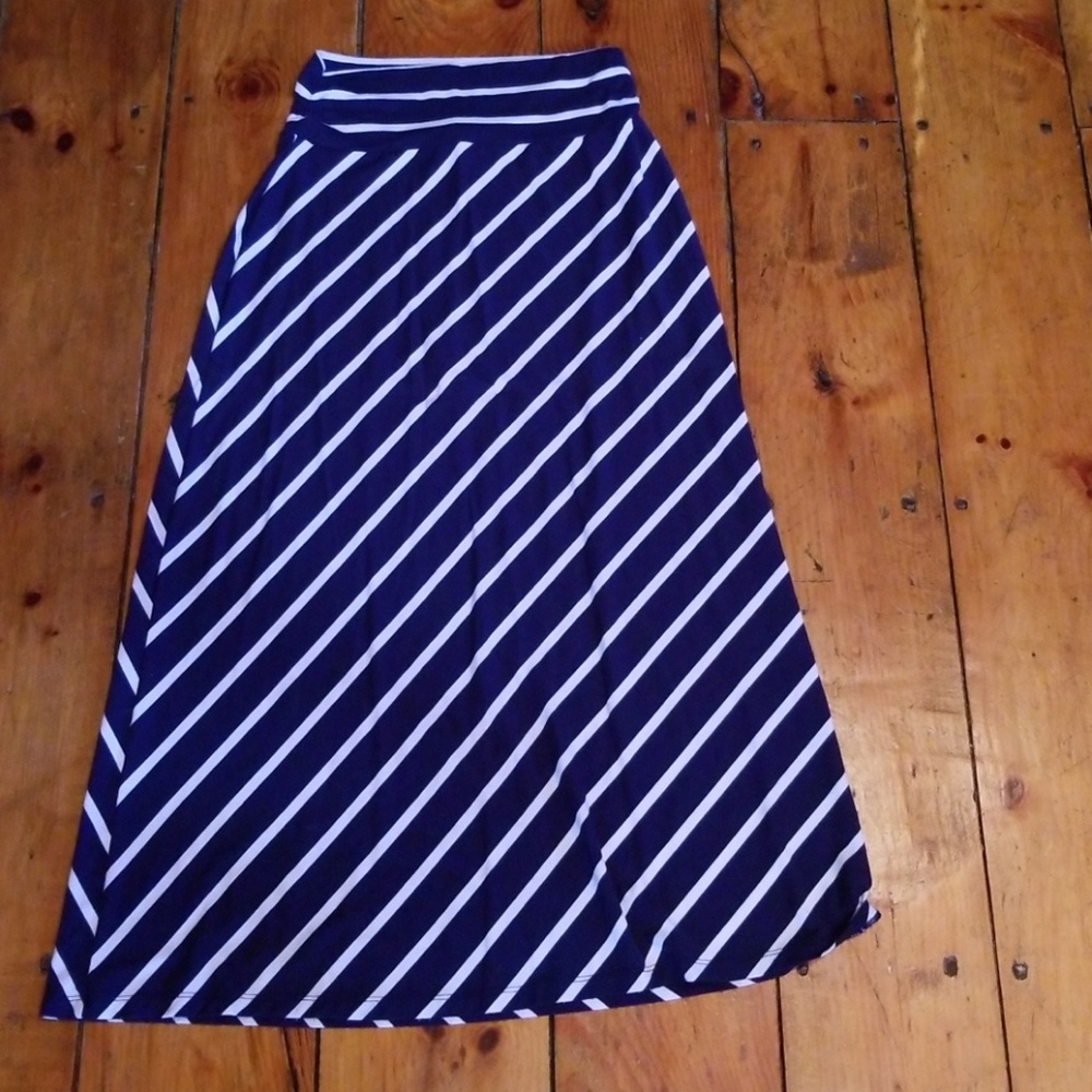 Maxi skirt